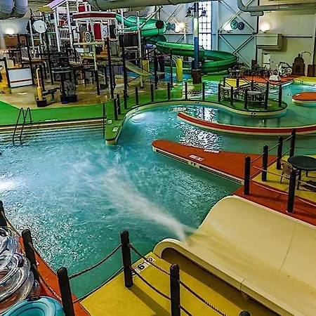 Grand Harbor Resort 