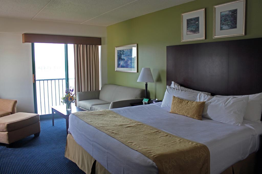 Grand Harbor Resort